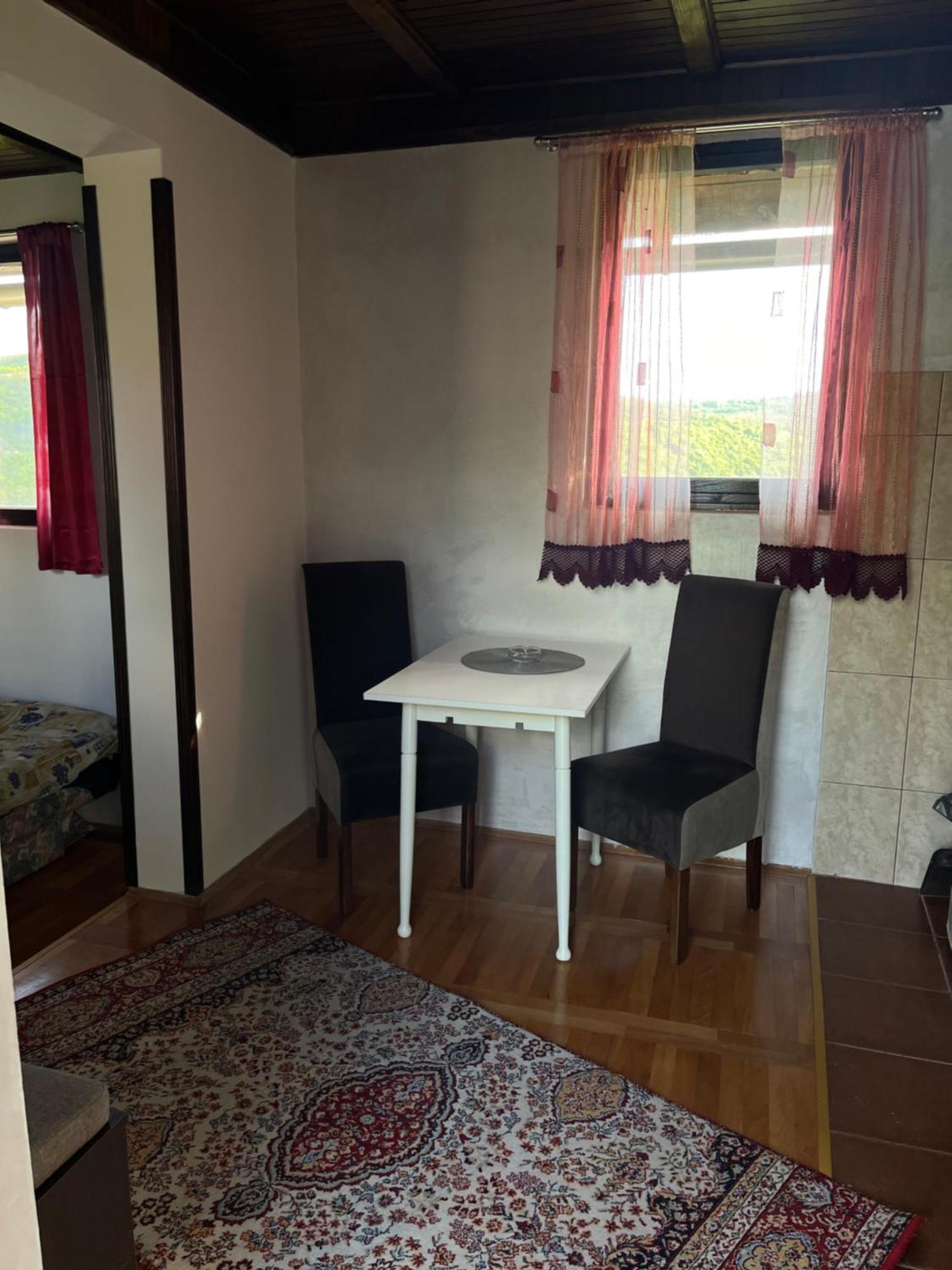 Apartman Jezero Vrutci Uzice Luaran gambar